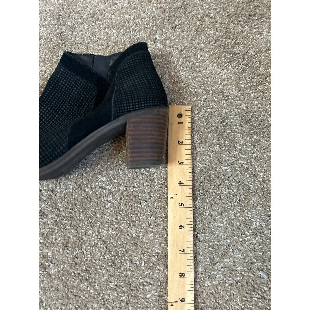 Lucky Brand black suede leather bootie boots block heel western style SZ 8M
